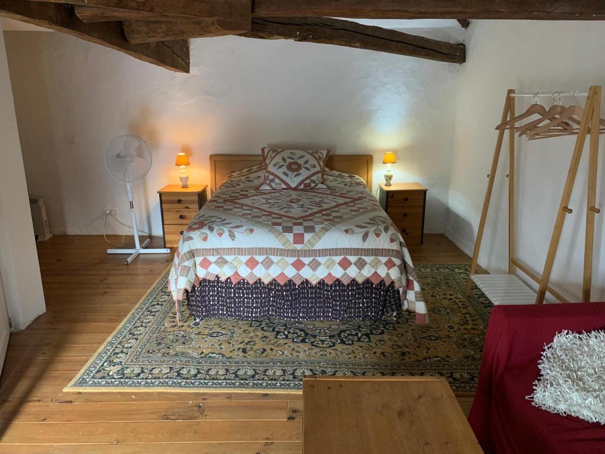Townhouse 26 Chambres D'Hotes Civray Hotel Εξωτερικό φωτογραφία